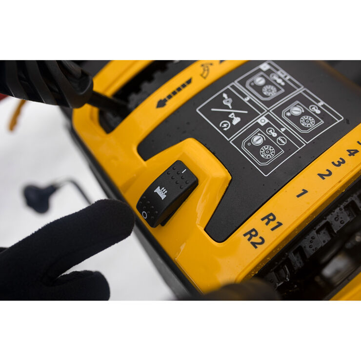Cub Cadet 2X® 30" IntelliPOWER® EFI Snow Blower (31AH5GVO710) Cub Cadet 2X® 30" IntelliPOWER® EFI Snow Blower (31AH5GVO710)